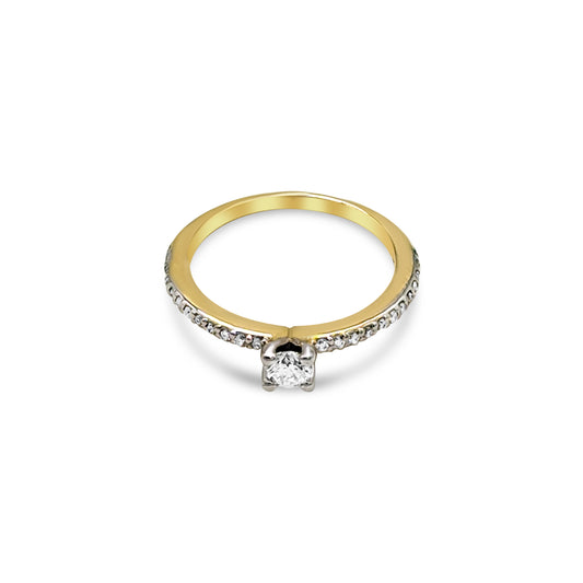 14K - Yellow Gold Round Diamond Ring - TDW 0.44CT